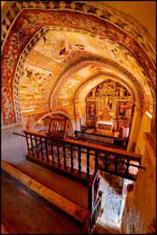 2-Eglises-Peintes-de-Saint-Barthelemy-de-Mont-interieur2-HPTE-Eric-Martin-Le-Figaro-Mag-80ec6d1898e246d18d0b127e845762c5.jpg