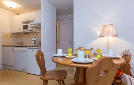 3-tmp4603-location-ski-saint-lary-soulan-residence-odalys-soleil-d-aure-7-CUISINE.jpg