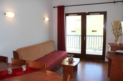 5-HPRT5---RESIDENCE-MER-ET-GOLF-PIC-DU-MIDI---06-Picdumidi-sejour-10-3pieces7pers.JPG