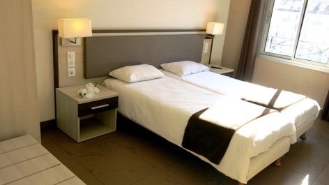 8-Lourdes-Appart-Hotel-Le-Pelerin--5--4.JPG